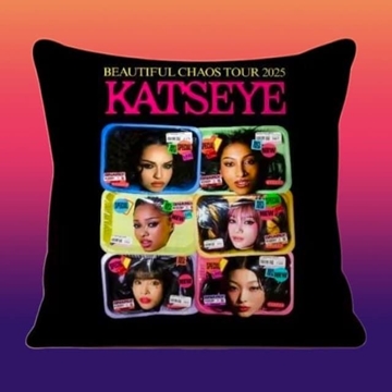 Cojin Katseye - Imagen 1