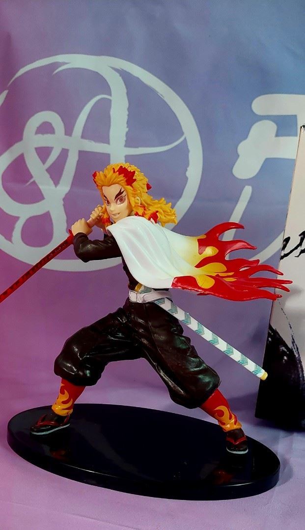 Demon Slayer: Rengoku Anime PVC Figure 19 cm - Imagen 2