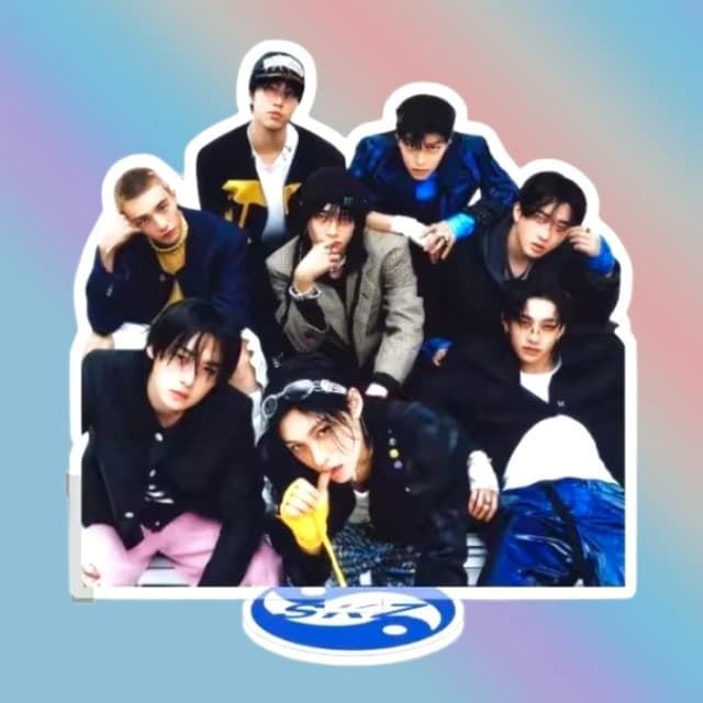 Figura acrílica Stray kids KARMA - Imagen 1