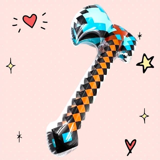 Hacha inflable de Minecraft - Imagen 1