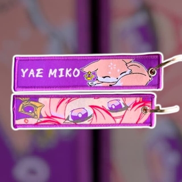 Llavero Yae Miko - Imagen 1