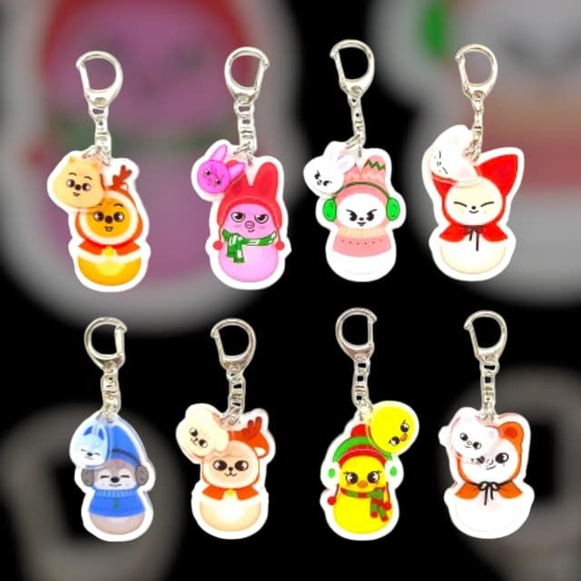 Llaveros Stray kids navideños - Imagen 1